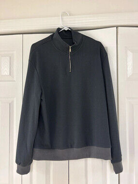 Men’s grey waffle pattern half zip sweatshirt, size XXXL